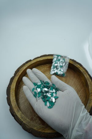 Leaf Shape Mirror Glass