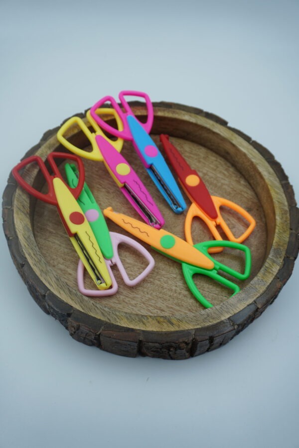 AG-T-27-scaled-1.jpg Scissors